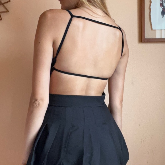 ⛓️ I.AM.GIA Pinstripe Open Back Bodysuit - Picture 4 of 8